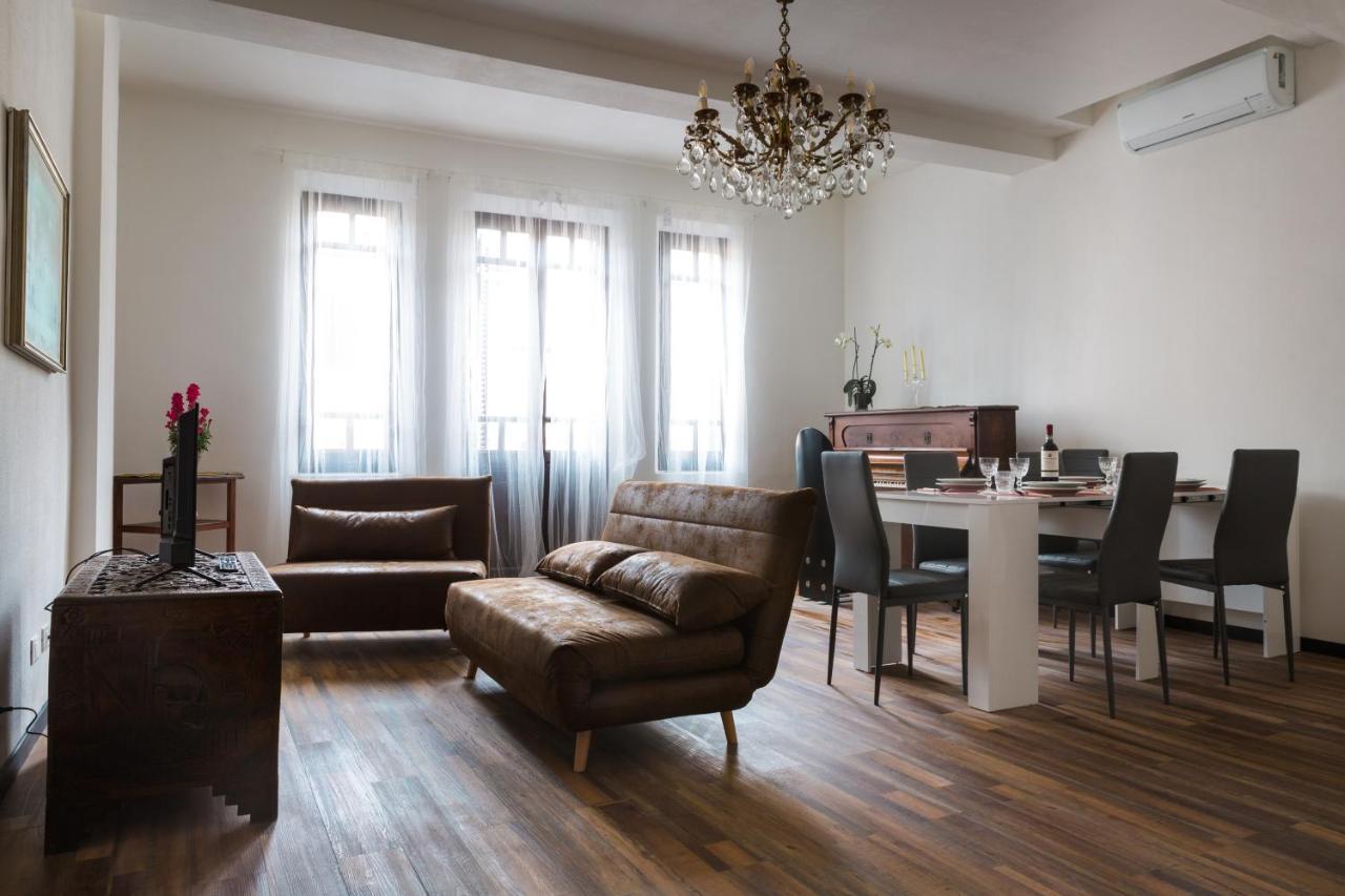 Parco Ducale Elegant Con Balcone