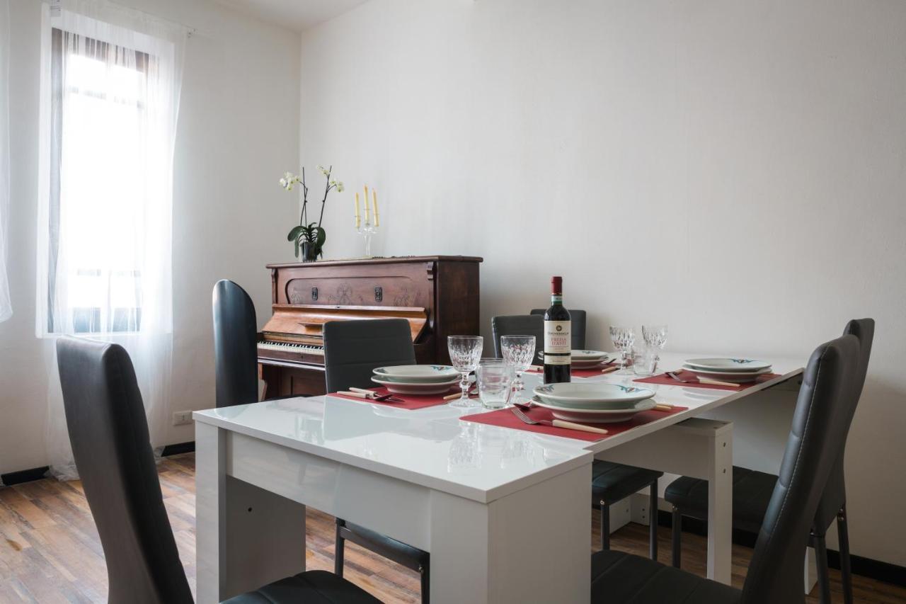 Apartamento Parco Ducale Elegant Con Balcone